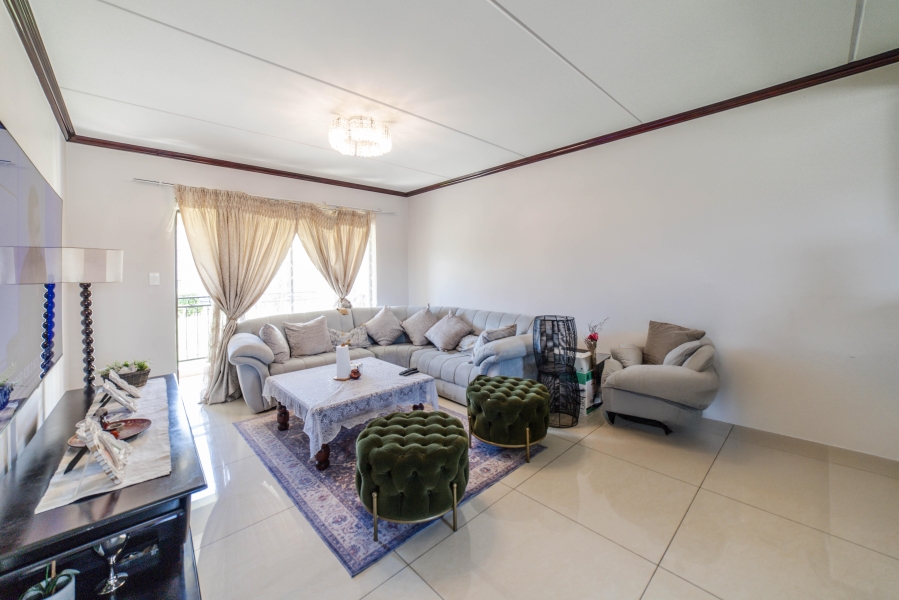 3 Bedroom Property for Sale in Maroeladal Gauteng