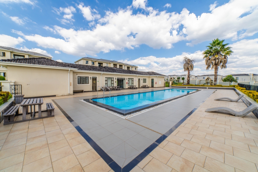 3 Bedroom Property for Sale in Maroeladal Gauteng