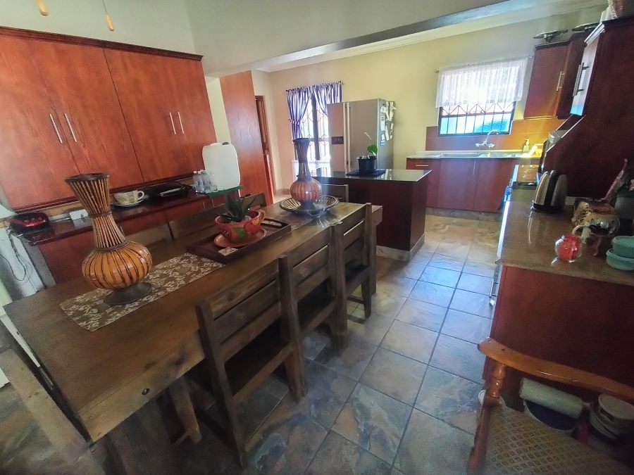 5 Bedroom Property for Sale in Pretoria North Gauteng