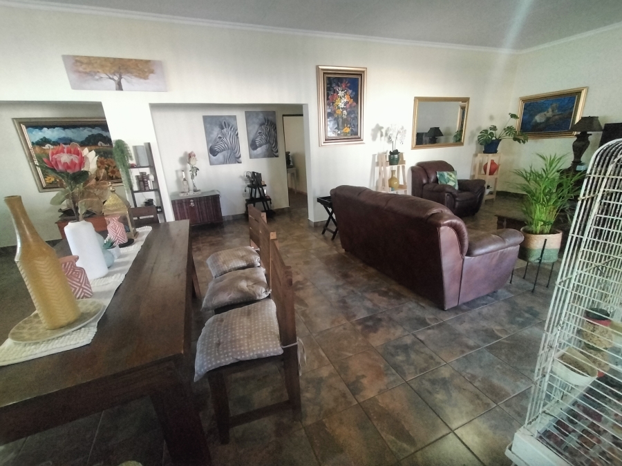 5 Bedroom Property for Sale in Pretoria North Gauteng
