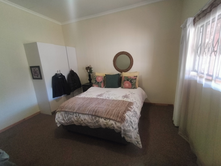 5 Bedroom Property for Sale in Pretoria North Gauteng
