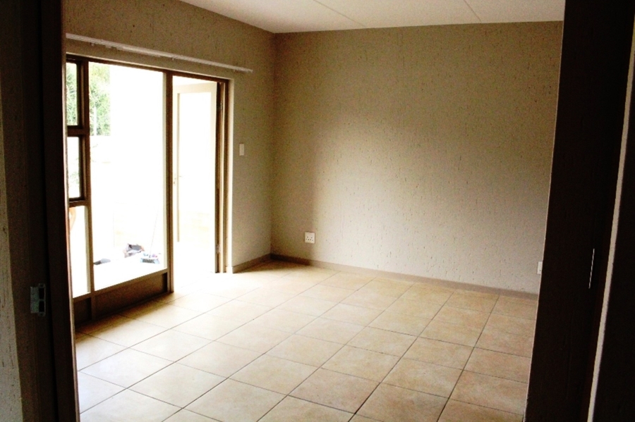 2 Bedroom Property for Sale in Lonehill Gauteng