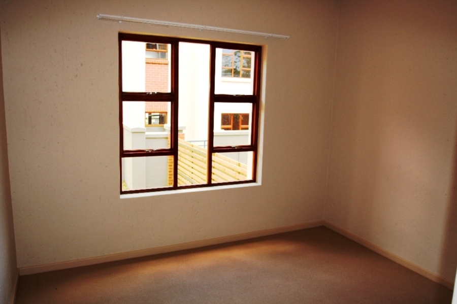 1 Bedroom Property for Sale in Douglasdale Gauteng