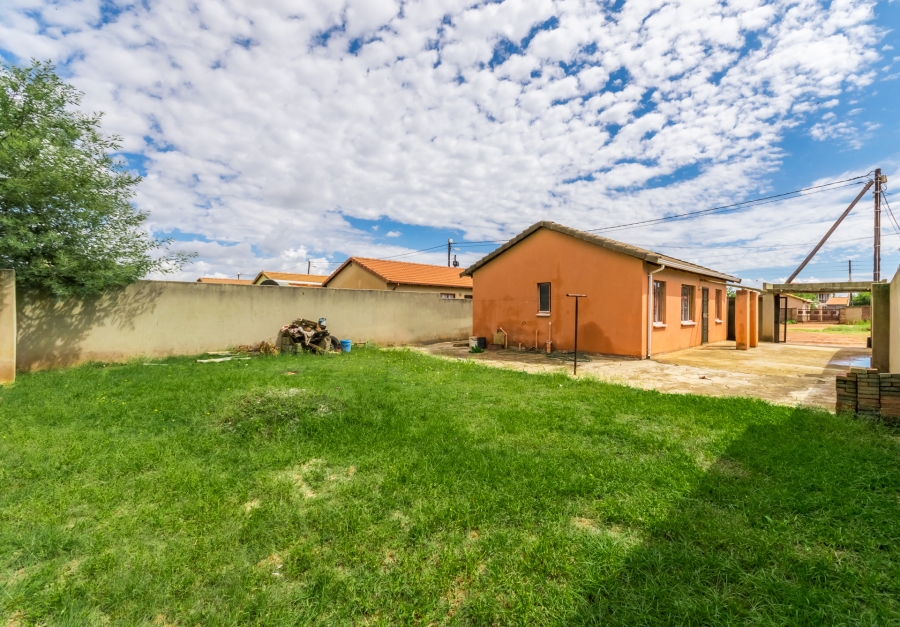 3 Bedroom Property for Sale in Protea Glen Gauteng