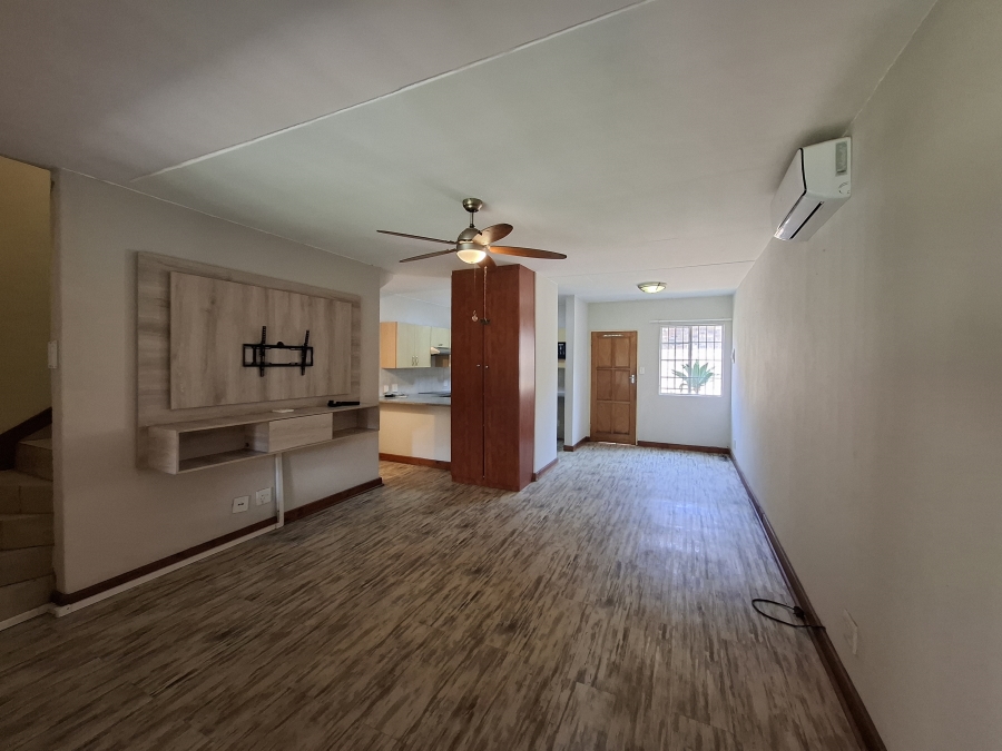 2 Bedroom Property for Sale in Annlin Gauteng