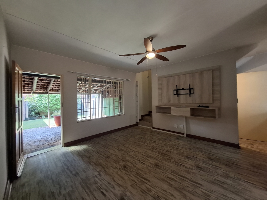 2 Bedroom Property for Sale in Annlin Gauteng