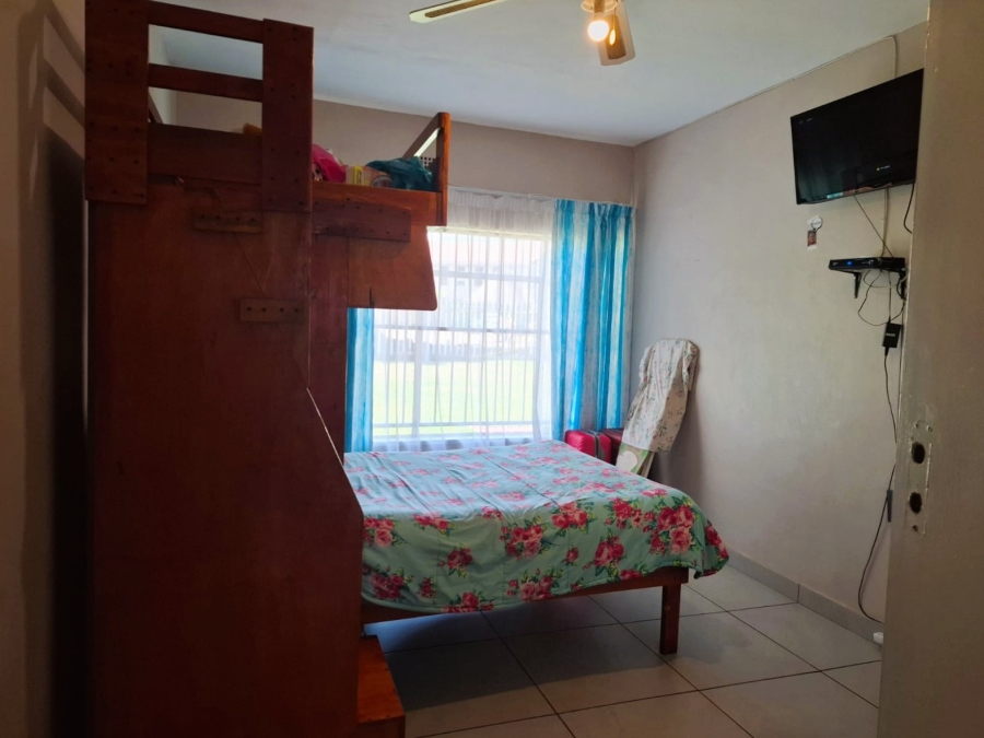 3 Bedroom Property for Sale in Three Rivers Proper Gauteng