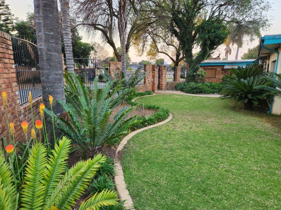 4 Bedroom Property for Sale in Birchleigh Gauteng