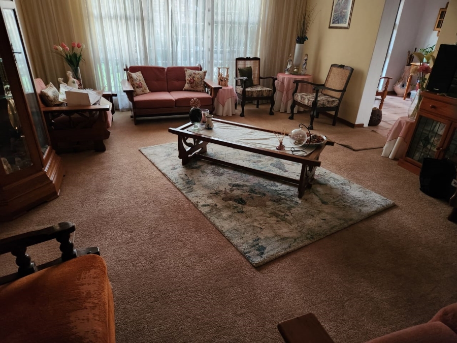 4 Bedroom Property for Sale in Birchleigh Gauteng