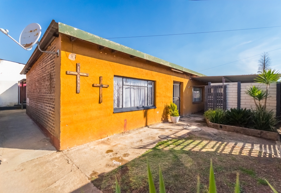 4 Bedroom Property for Sale in Krugersdorp West Gauteng