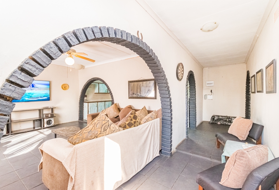 4 Bedroom Property for Sale in Krugersdorp West Gauteng