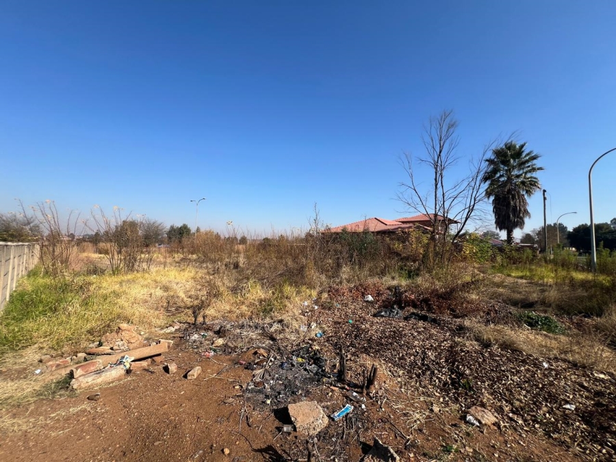 0 Bedroom Property for Sale in Unitas Park Gauteng