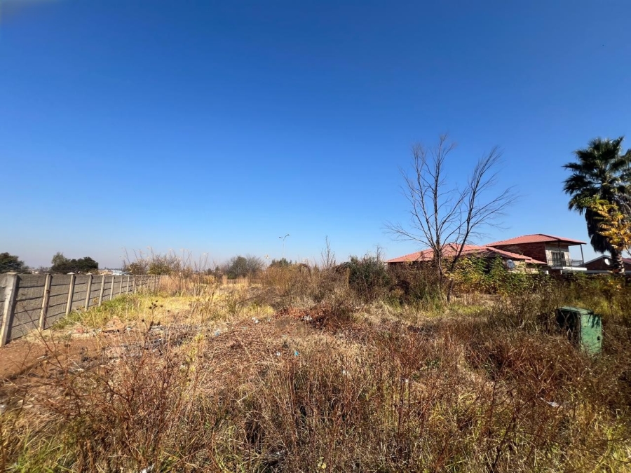 0 Bedroom Property for Sale in Unitas Park Gauteng