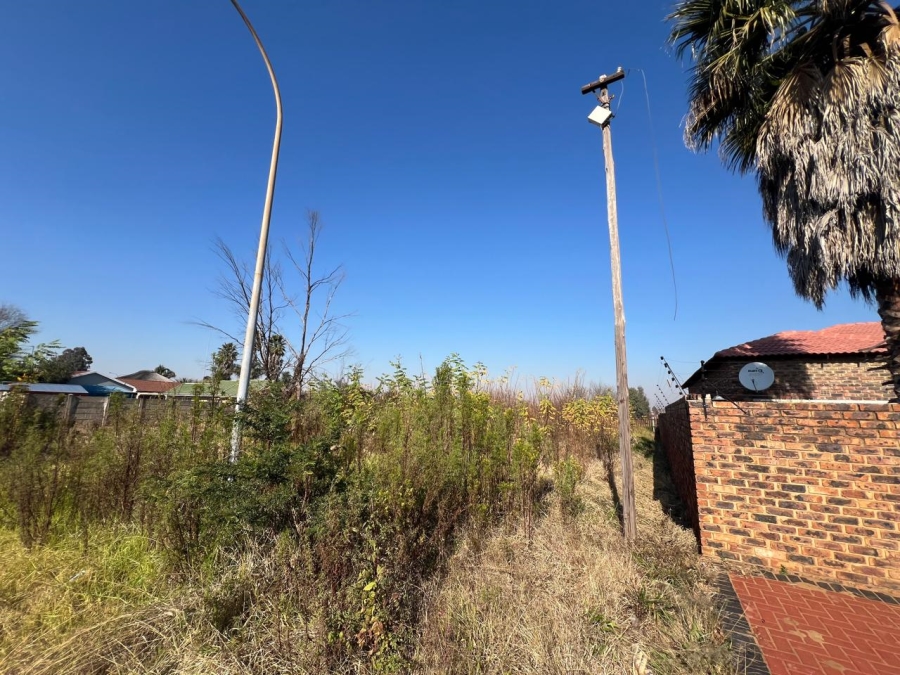 0 Bedroom Property for Sale in Unitas Park Gauteng