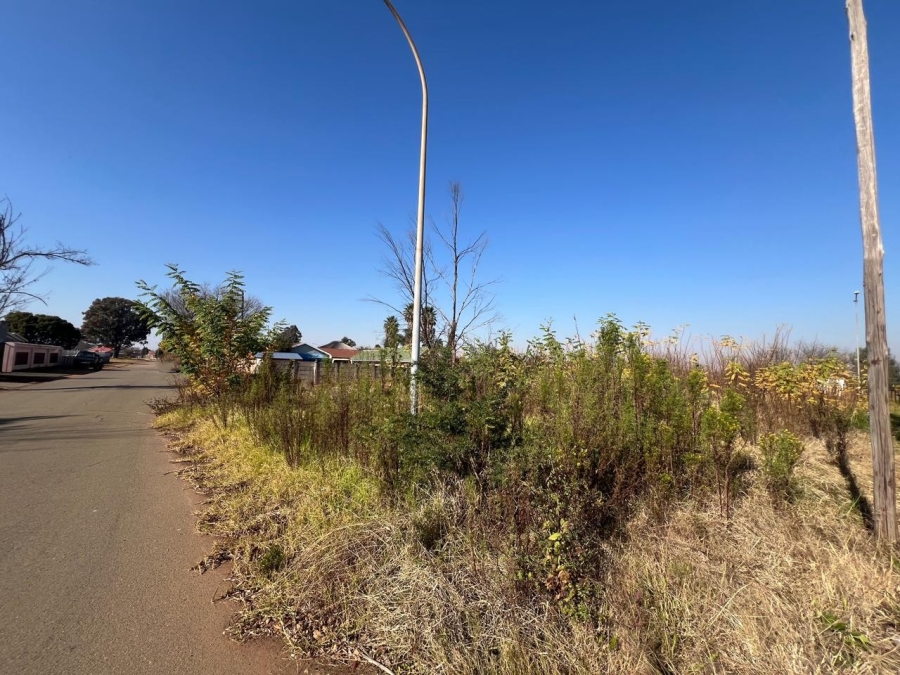 0 Bedroom Property for Sale in Unitas Park Gauteng