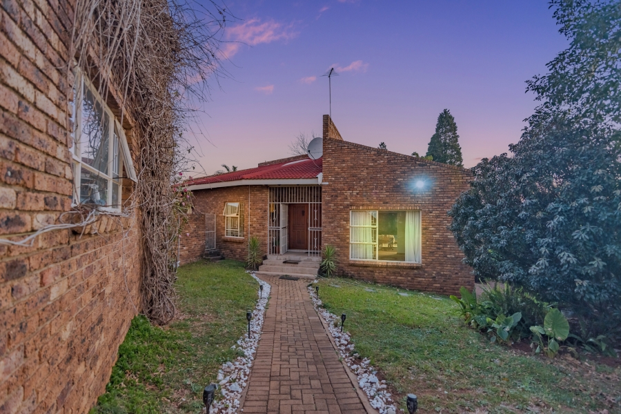 4 Bedroom Property for Sale in Noordheuwel Gauteng