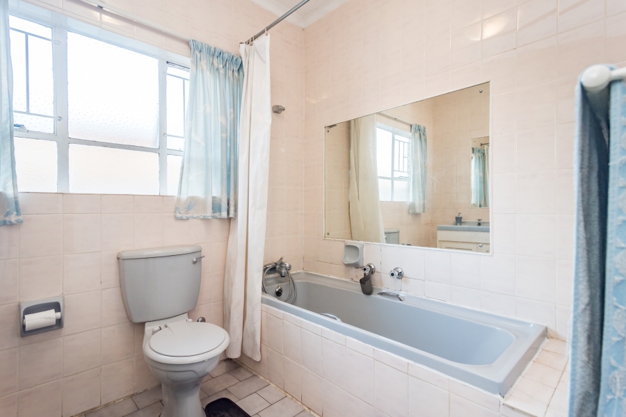 4 Bedroom Property for Sale in Noordheuwel Gauteng