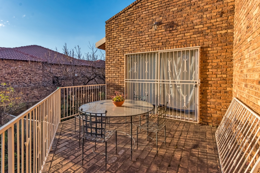 4 Bedroom Property for Sale in Noordheuwel Gauteng