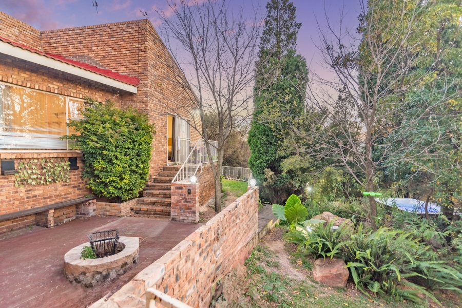 4 Bedroom Property for Sale in Noordheuwel Gauteng
