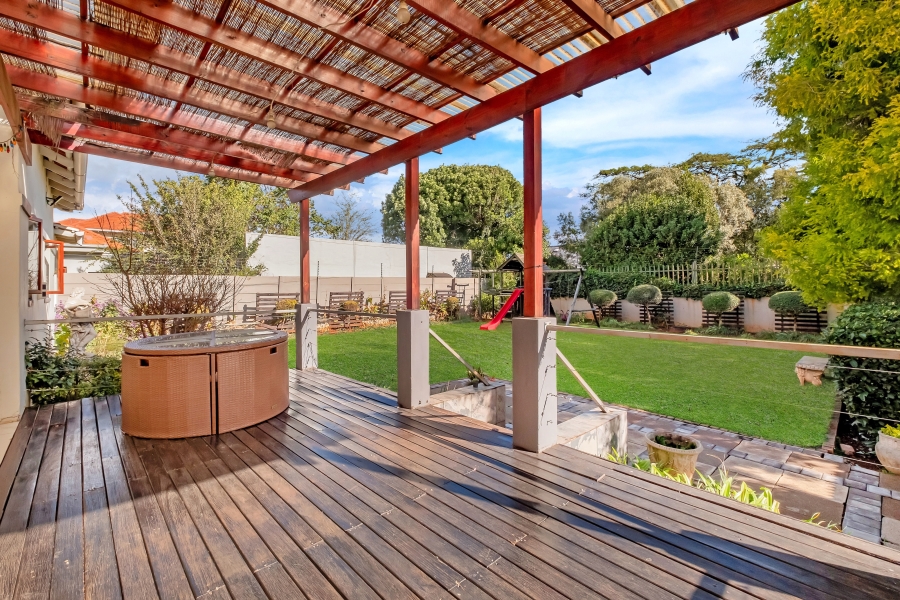 3 Bedroom Property for Sale in Greenside Gauteng