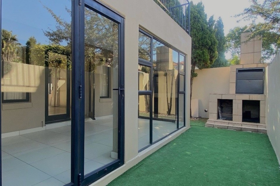 To Let 3 Bedroom Property for Rent in Craigavon Gauteng