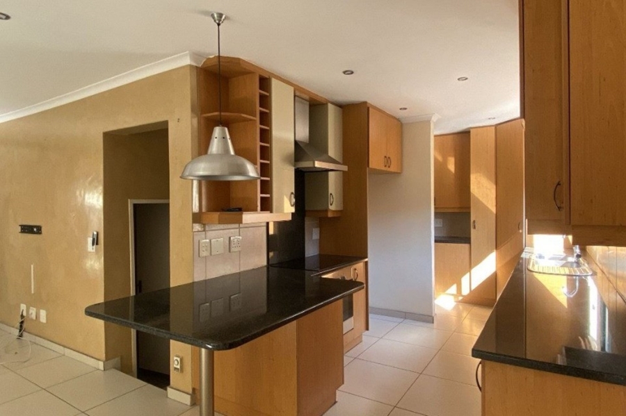 To Let 3 Bedroom Property for Rent in Craigavon Gauteng