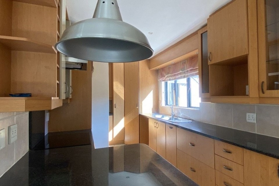 To Let 3 Bedroom Property for Rent in Craigavon Gauteng