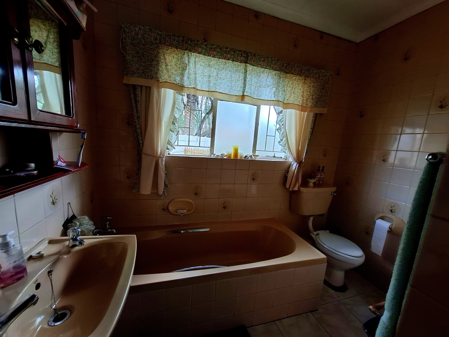 3 Bedroom Property for Sale in Krugersrus Gauteng
