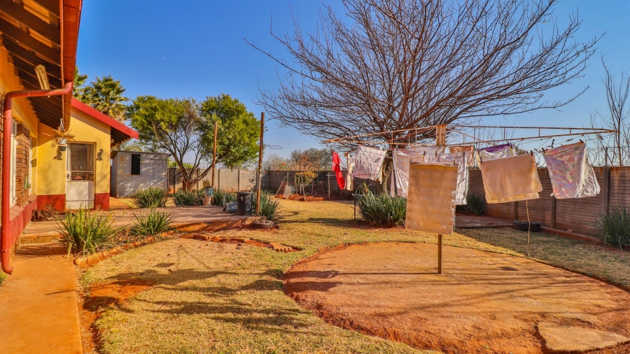 3 Bedroom Property for Sale in Krugersrus Gauteng