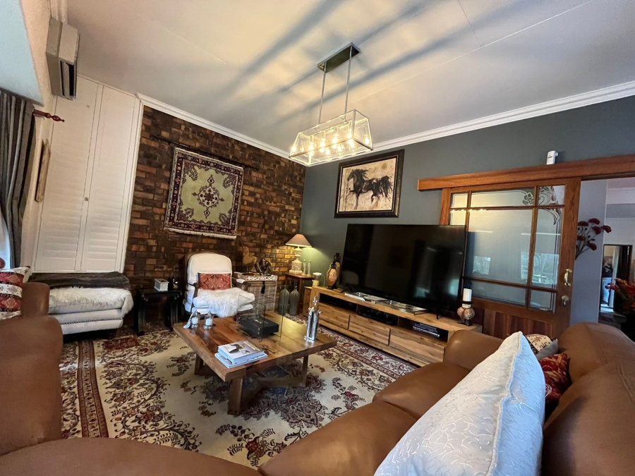3 Bedroom Property for Sale in Brakpan Central Gauteng