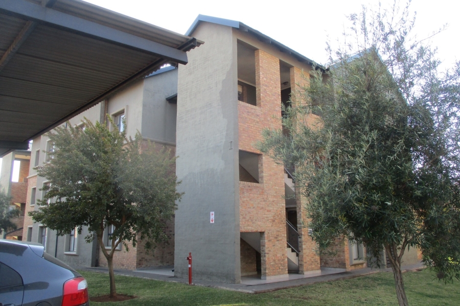 2 Bedroom Property for Sale in Pomona Gauteng