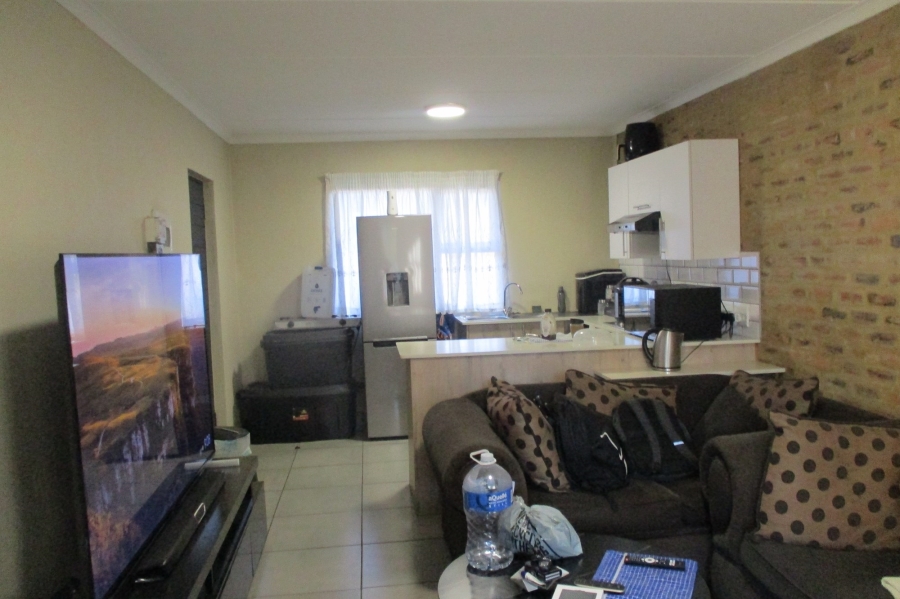 2 Bedroom Property for Sale in Pomona Gauteng