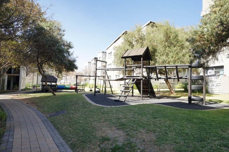 1 Bedroom Property for Sale in Dainfern Gauteng