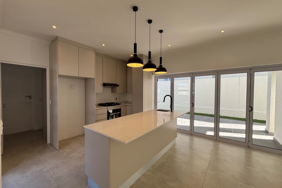 To Let 3 Bedroom Property for Rent in Bryanston Gauteng