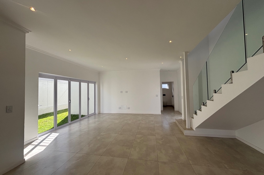 To Let 3 Bedroom Property for Rent in Bryanston Gauteng