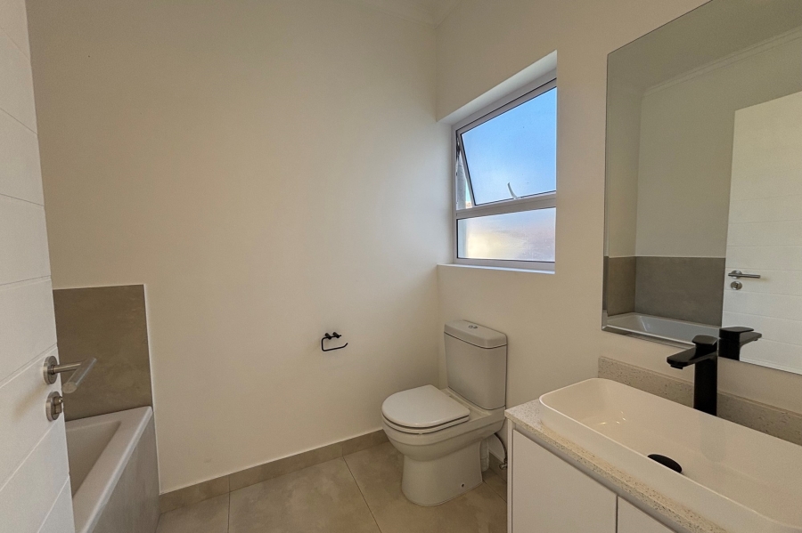 To Let 3 Bedroom Property for Rent in Bryanston Gauteng