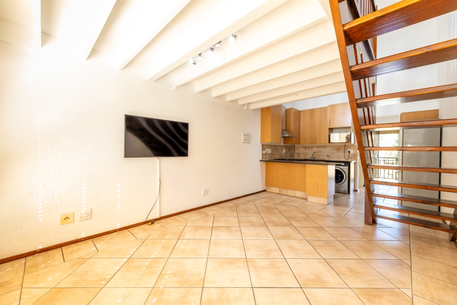 1 Bedroom Property for Sale in Lonehill Gauteng