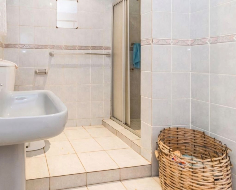 5 Bedroom Property for Sale in Westonaria Gauteng