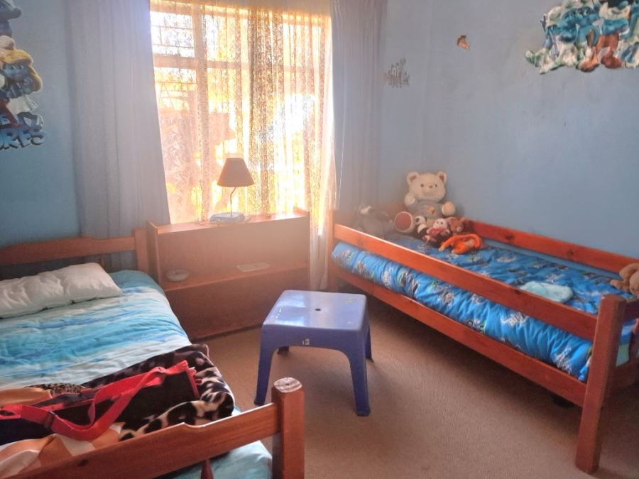 5 Bedroom Property for Sale in Westonaria Gauteng
