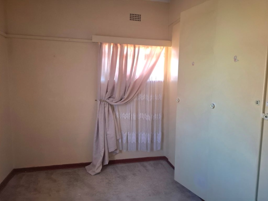 5 Bedroom Property for Sale in Westonaria Gauteng
