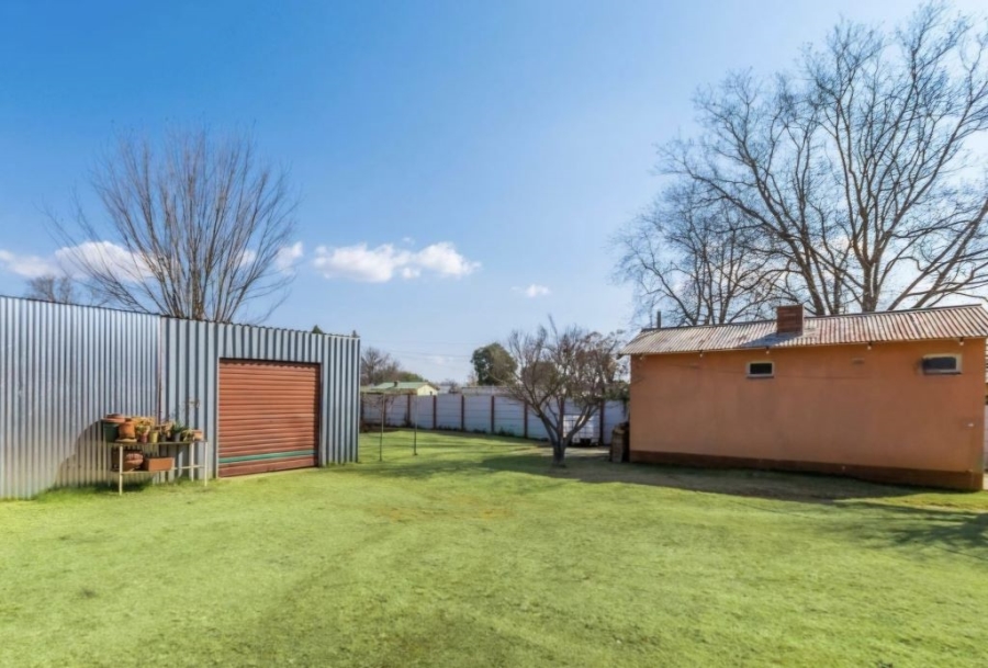 5 Bedroom Property for Sale in Westonaria Gauteng