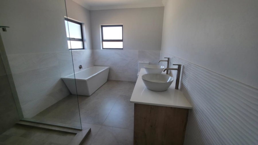 4 Bedroom Property for Sale in Lynnwood Glen Gauteng