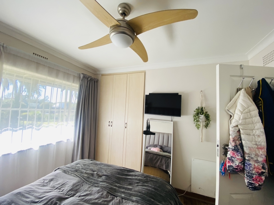 6 Bedroom Property for Sale in Alberante Gauteng