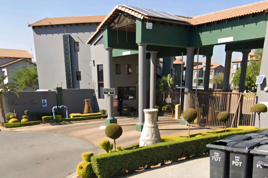 2 Bedroom Property for Sale in Honeydew Gauteng