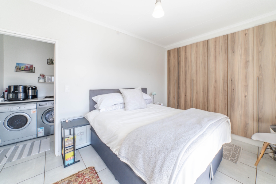 To Let 1 Bedroom Property for Rent in Crowthorne AH Gauteng