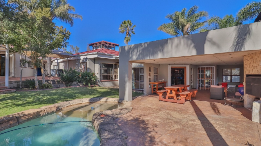3 Bedroom Property for Sale in Vorna Valley Gauteng