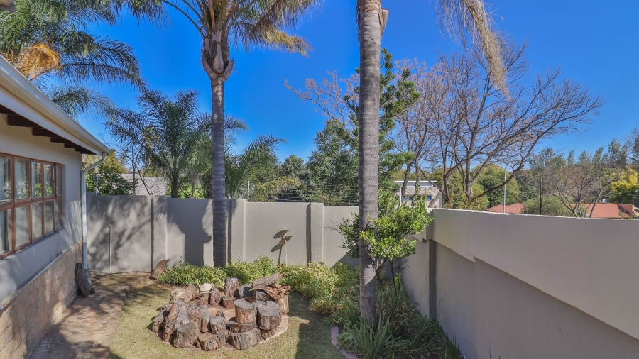 3 Bedroom Property for Sale in Vorna Valley Gauteng