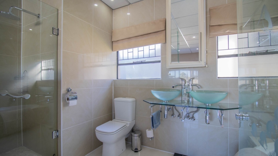 3 Bedroom Property for Sale in Vorna Valley Gauteng