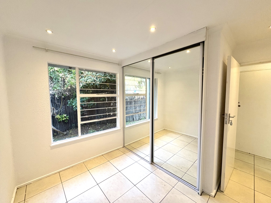 2 Bedroom Property for Sale in Bryanston Gauteng