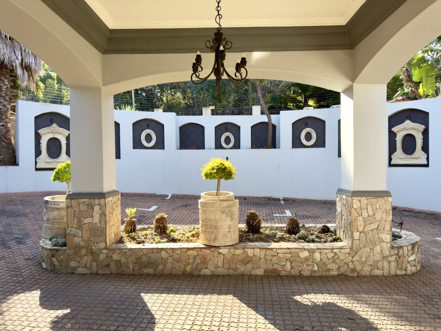 5 Bedroom Property for Sale in Waterkloof Ridge Gauteng
